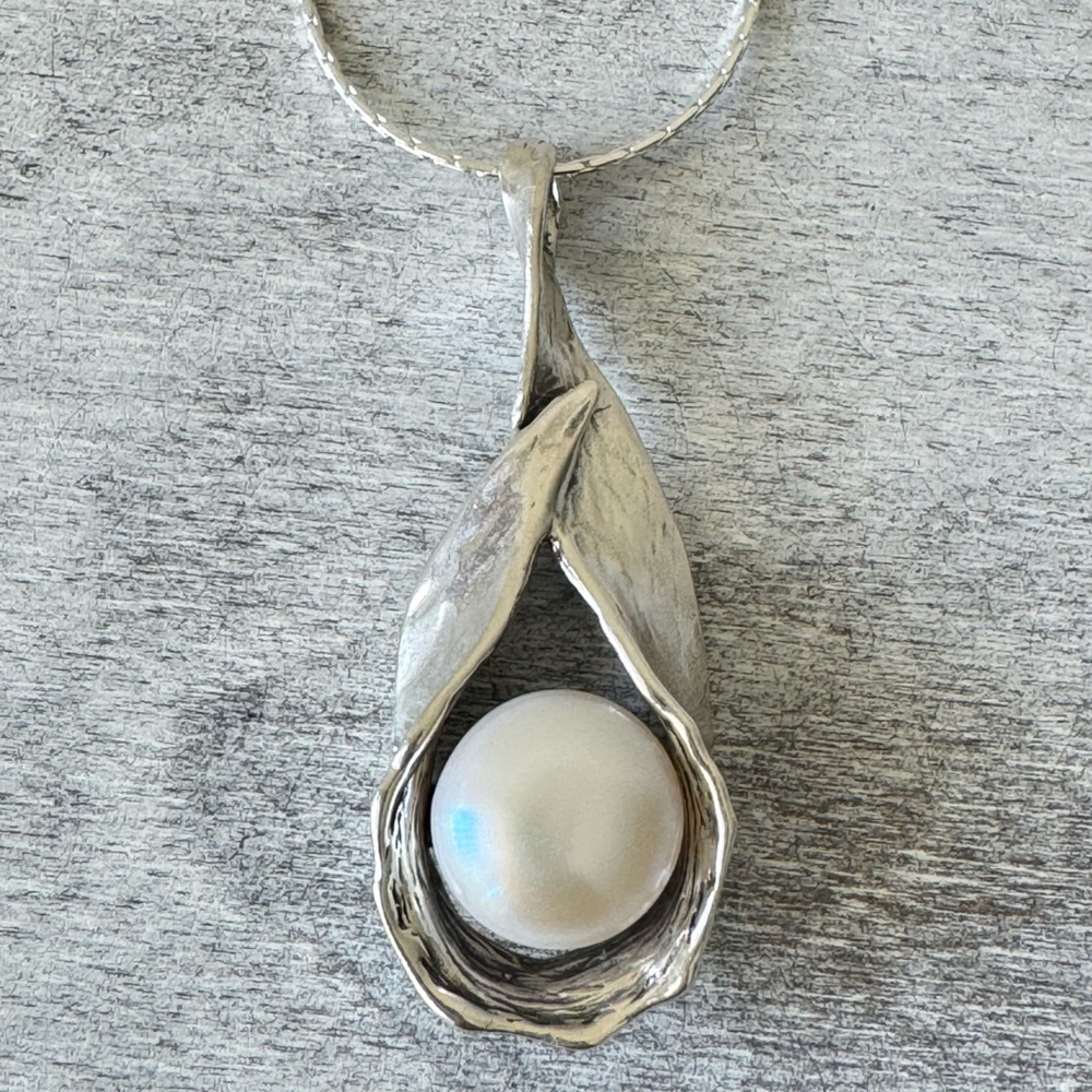 Noa Zuman Sterling Silver 925 Necklace w Freshwater Pearl Pendant Israel